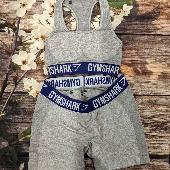 are gymshark shorts true to size chart